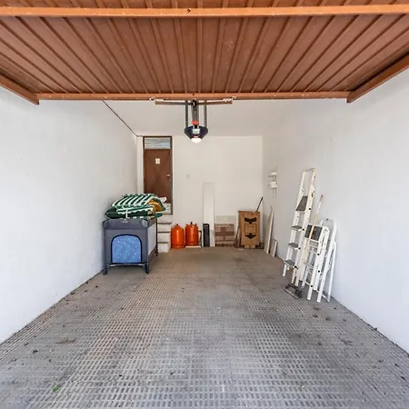 Sunlit 3 Bdrm Coastal W Pool And Sea View Apartmán Estepona